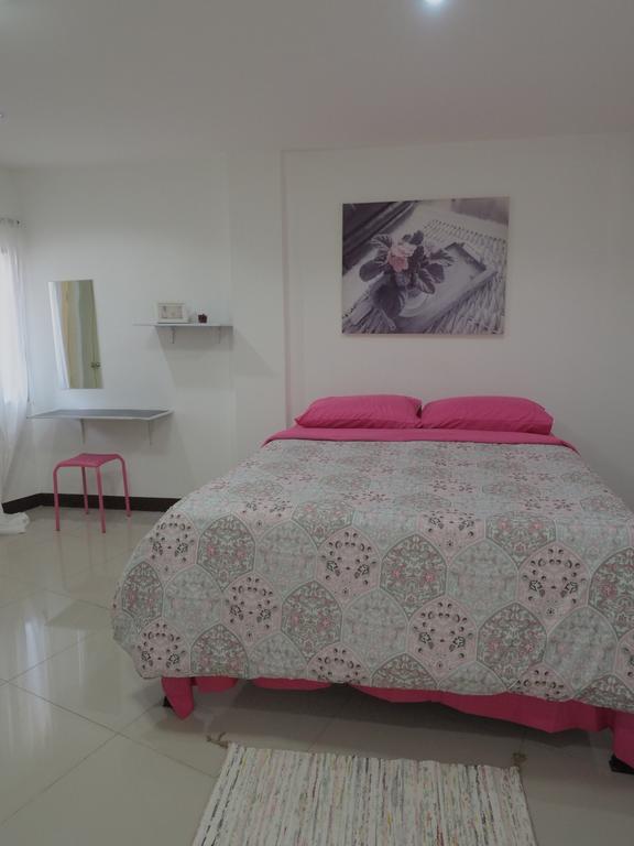 Banmeesukko Bed & Breakfast Phitsanulok Exterior photo